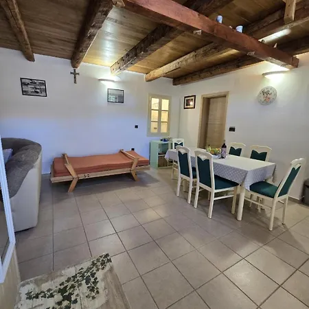 House Biba Holiday home Petrcane